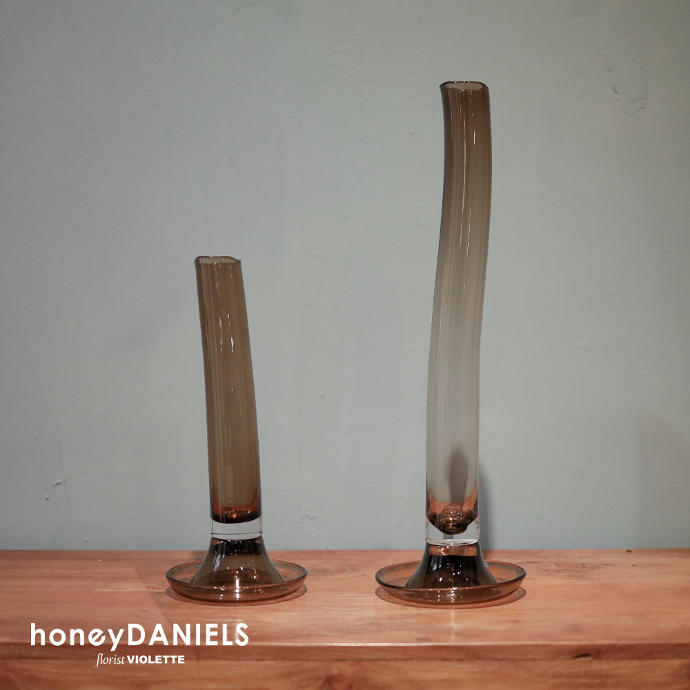 長型茶色花器
